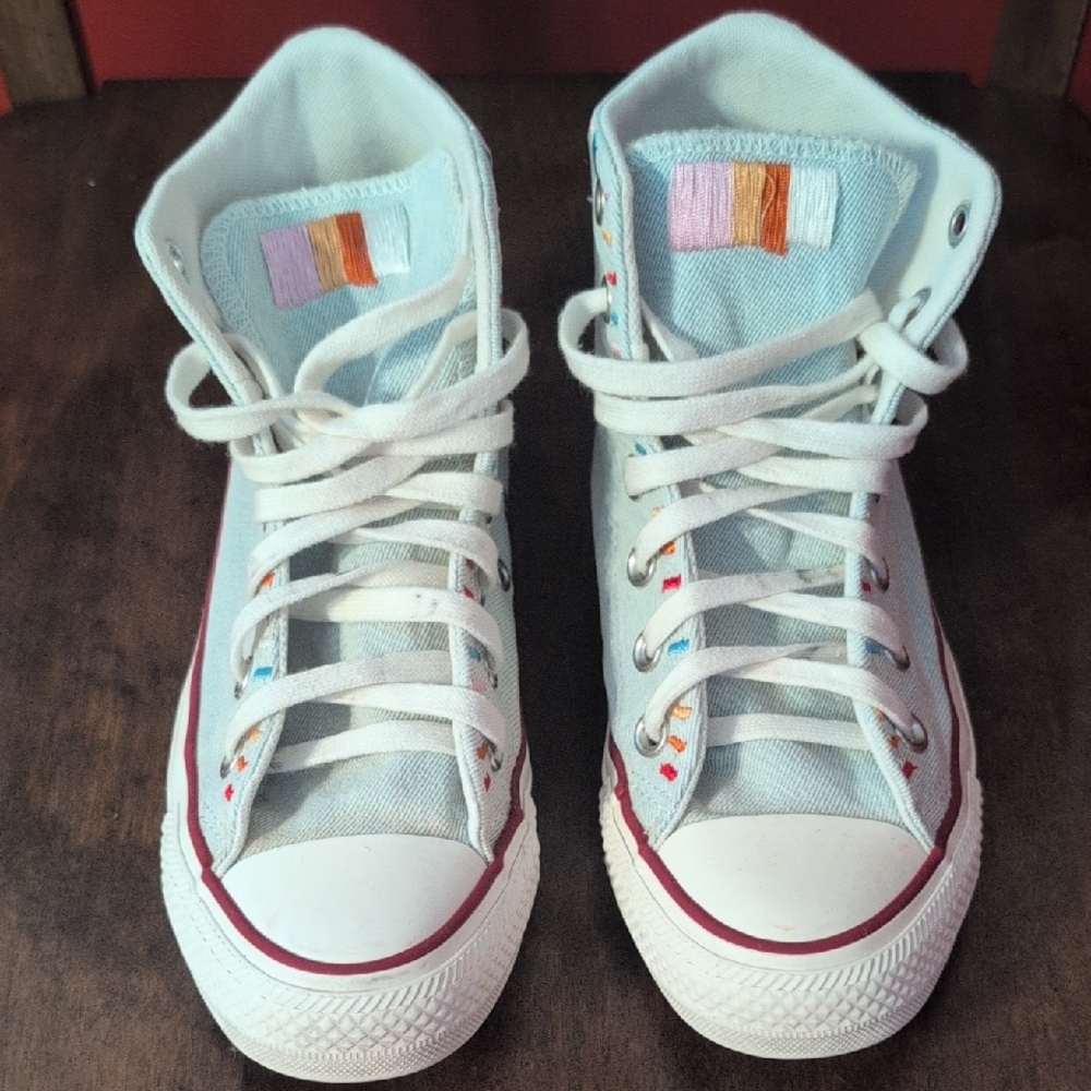 Women's High-Top Sneakers - White